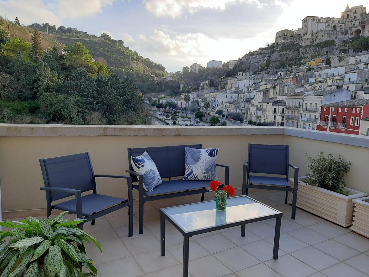 Aquila Sveva Domus Villa Ragusa Bagian luar foto